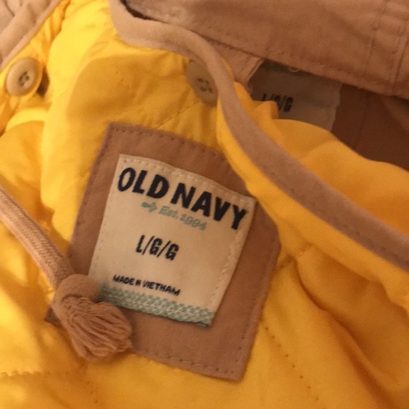 Old navy 2 in 1 jacket. Tan yellow hood pockets zipper Sz L removable - Picture 12 of 13